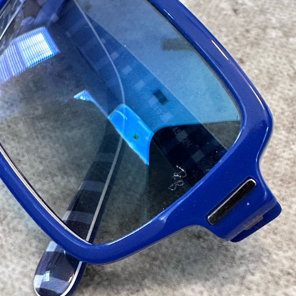 Ray-Ban Blue Sunglasses - Picture 5 of 6